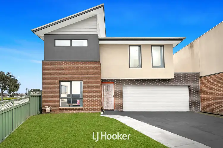 1/180 Henry Road, Pakenham VIC 3810