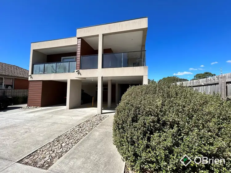 2/24 Burns Street, Frankston VIC 3199