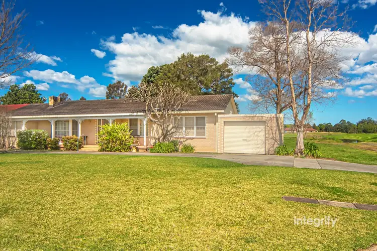 24 Lyrebird Drive, Nowra NSW 2541