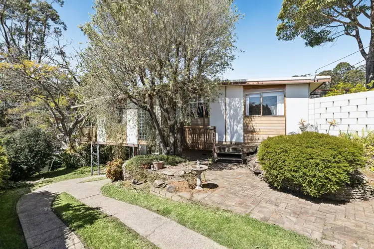 4 Corinth Road, Heathcote NSW 2233