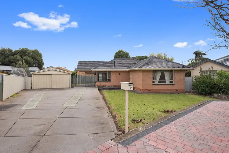 4 Dennis Court, Clarence Gardens SA 5039