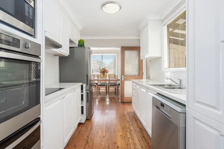 Fifth view of Homely house listing, 2 Gooriwa Place, Engadine NSW 2233
