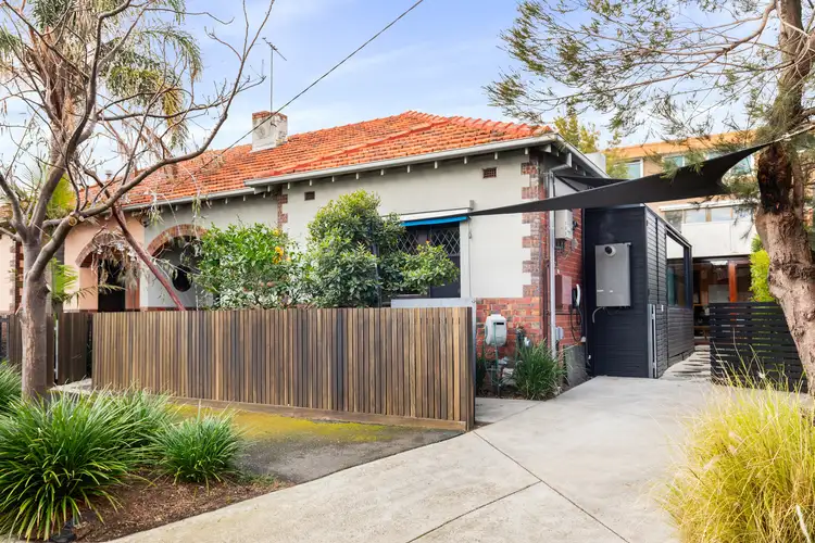 8 Jervois Street, St Kilda East VIC 3183