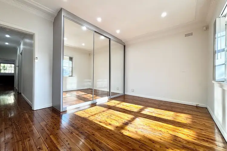 20 Holmwood Avenue, Strathfield South NSW 2136