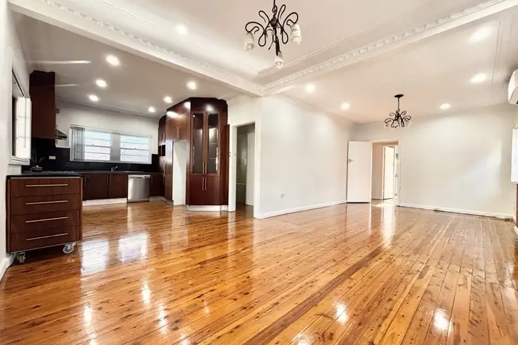 20 Holmwood Avenue, Strathfield South NSW 2136
