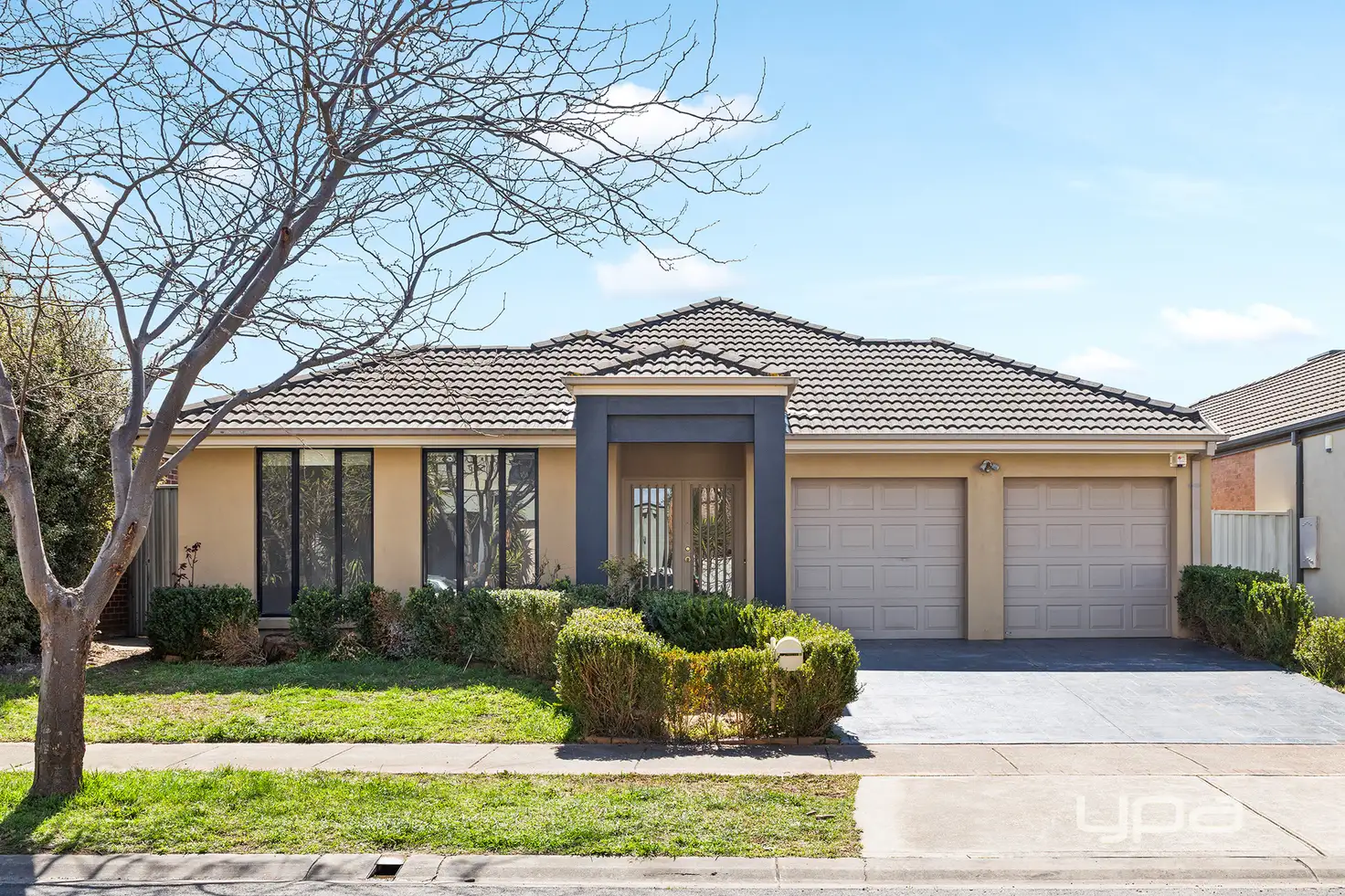 Main view of Homely house listing, 39 Hunts Cross Way, Caroline Springs VIC 3023