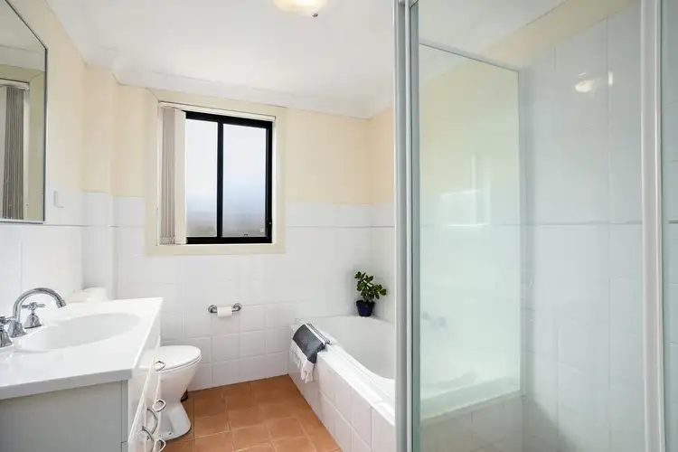 Fifth view of Homely apartment listing, 2/13 Hercules Street, Wollongong NSW 2500