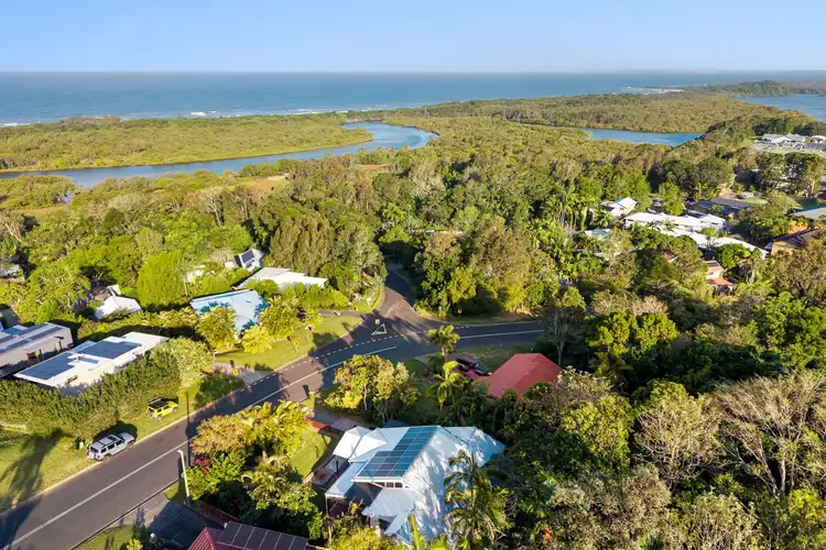 Fifth view of Homely house listing, 9 Yengarie Way, Ocean Shores NSW 2483