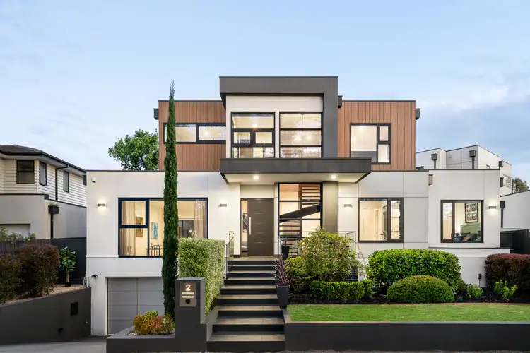 2 Newmans Road, Templestowe VIC 3106