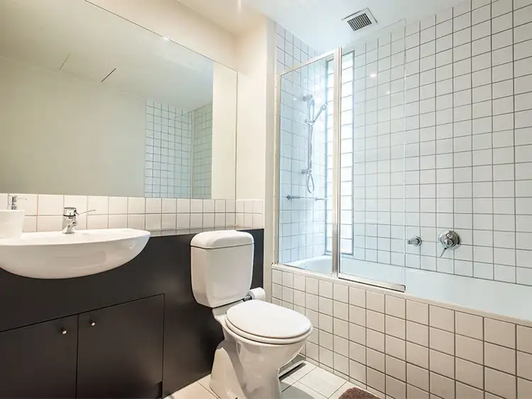 Third view of Homely apartment listing, 2/16 St Leonards Avenue, St Kilda VIC 3182