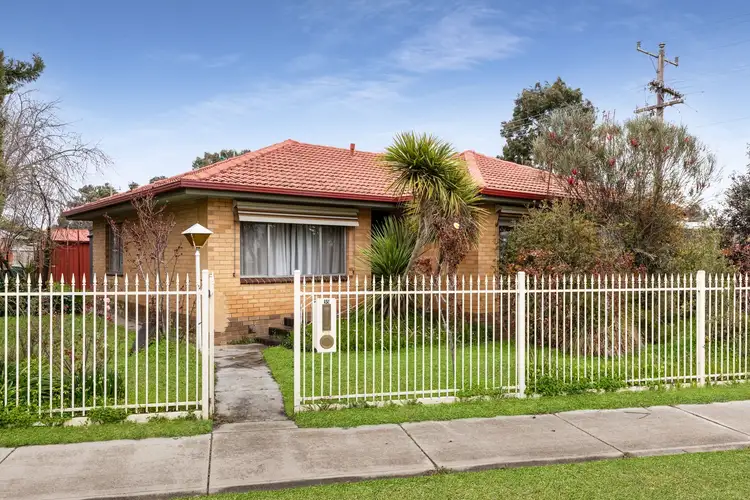 35 Black Street, Long Gully VIC 3550