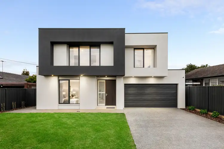 76 Newhaven Road, Burwood East VIC 3151