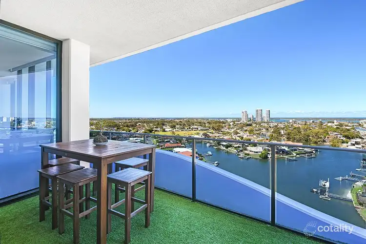 21204/5 Harbour Side Court, Biggera Waters QLD 4216