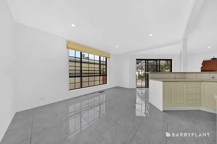 Third view of Homely house listing, 2 Silverthorn Court, Mill Park VIC 3082