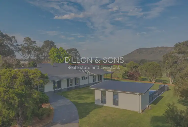 19 Williams River Close