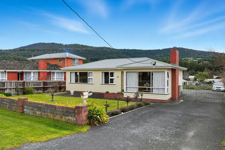 38 Beach Road, Snug TAS 7054