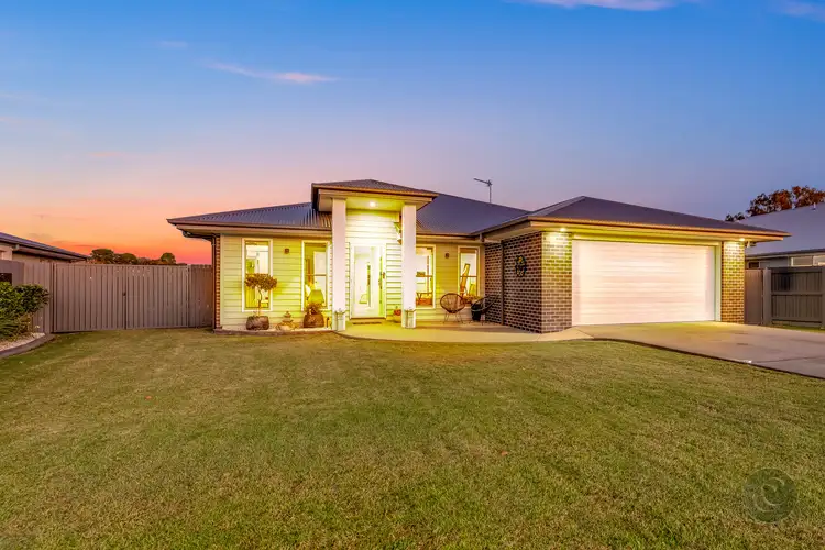 31 Cambridge Circuit, Southside QLD 4570