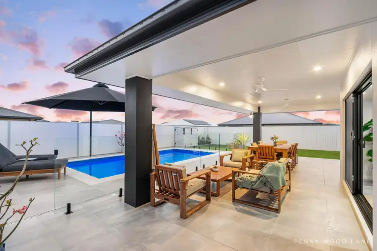 7 Viewpoint Street, Shoal Point QLD 4750