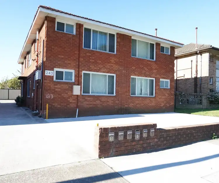 2/243 The Horsley Drive, Fairfield East NSW 2165