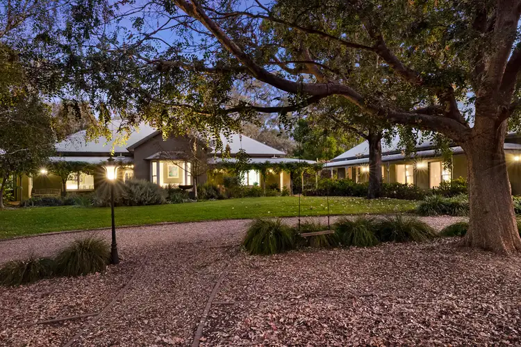 80 Hinkler Street, Wagga Wagga NSW 2650
