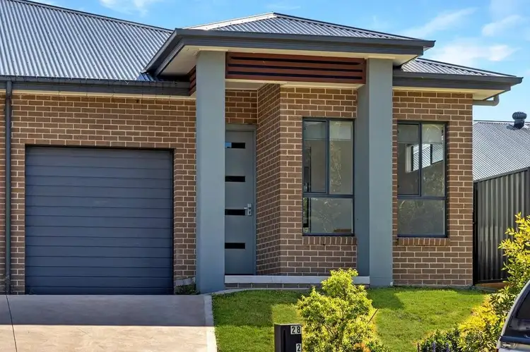 2/28 Hillgate Drive, Thornton NSW 2322