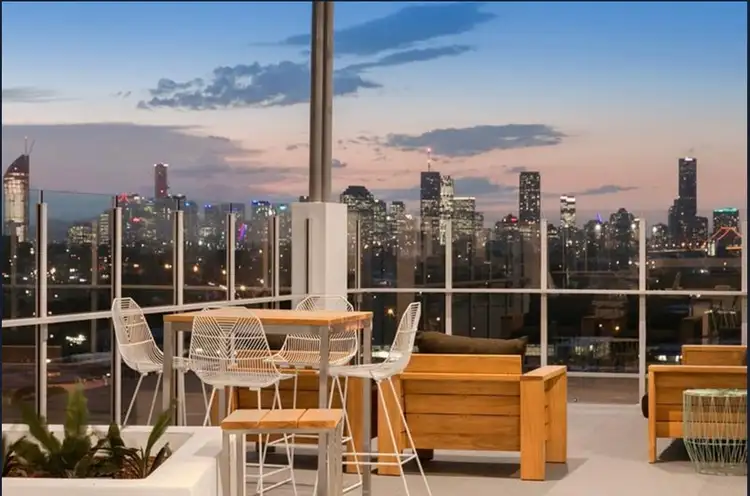 2101/123 Cavendish Street, Coorparoo QLD 4151