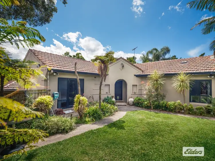 251 Eastern Valley Way, Middle Cove NSW 2068