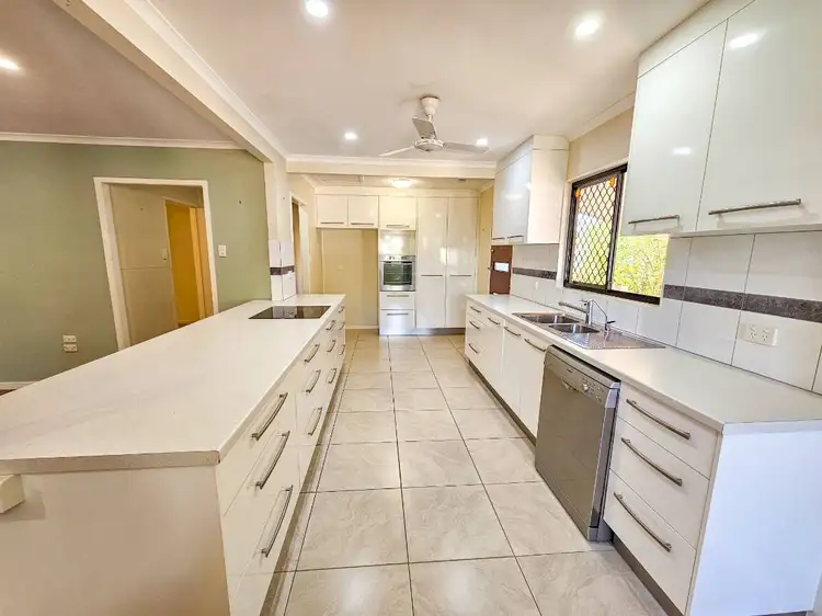6 Mack Crescent, Mount Isa QLD 4825