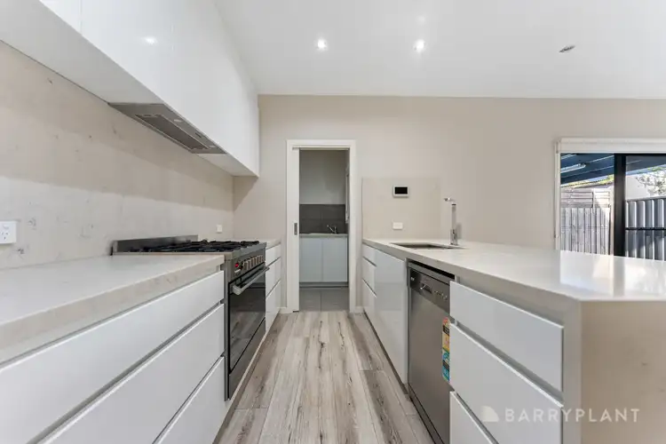 Sixth view of Homely unit listing, 3/41 George Street, St Albans VIC 3021