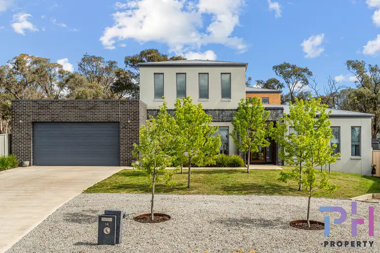 14 Poorinda Crescent, Kangaroo Flat VIC 3555