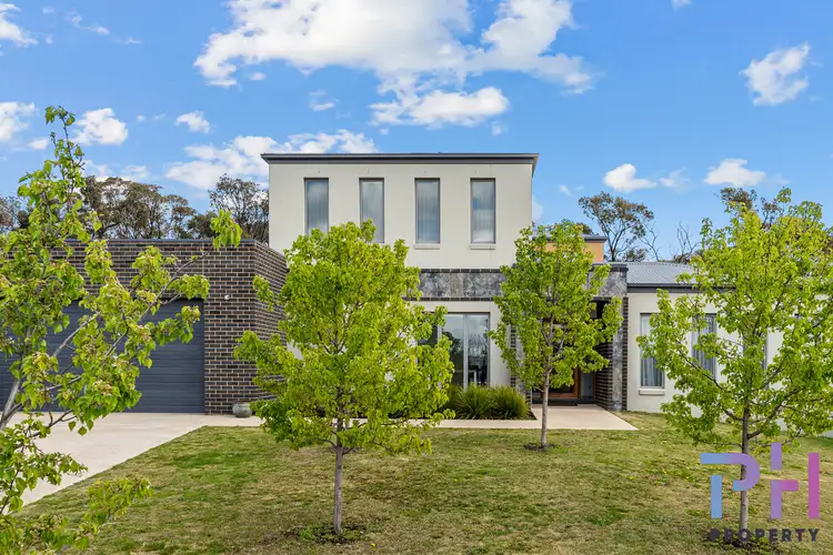 14 Poorinda Crescent, Kangaroo Flat VIC 3555