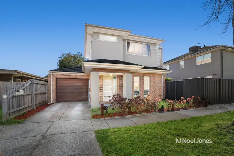 19 Tunstall Avenue, Nunawading VIC 3131
