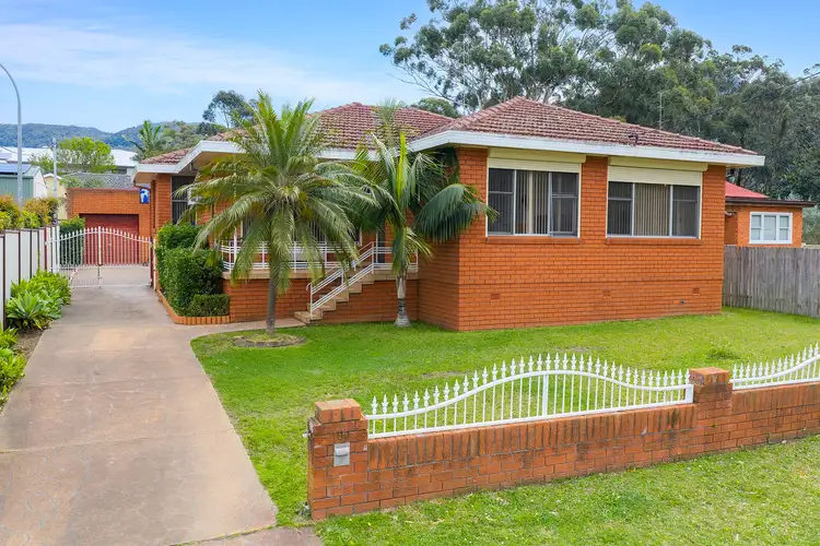 100 Meadow Street, Tarrawanna NSW 2518