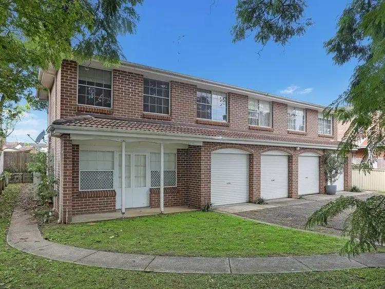 4/16 Paget Street, Richmond NSW 2753