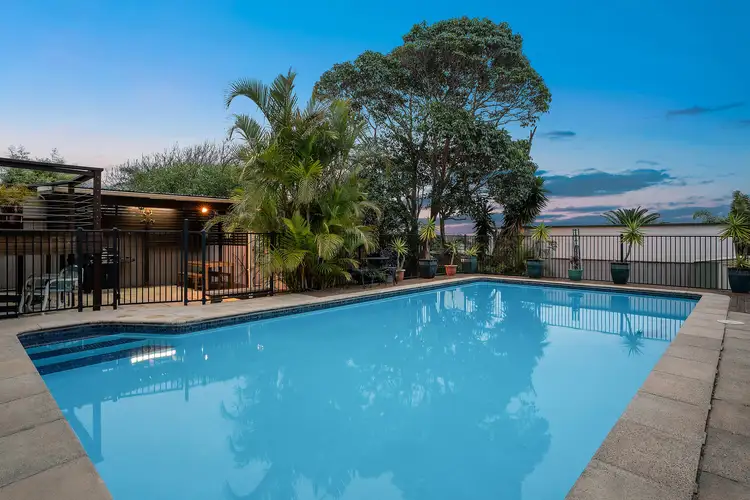 18 Carnegie Circuit, Chifley NSW 2036