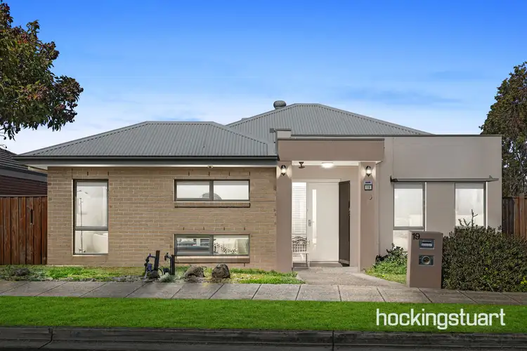 19 Sundial Parade, Epping VIC 3076