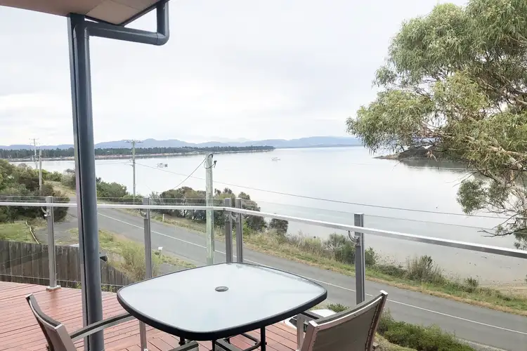 36 Lewisham Scenic Drive