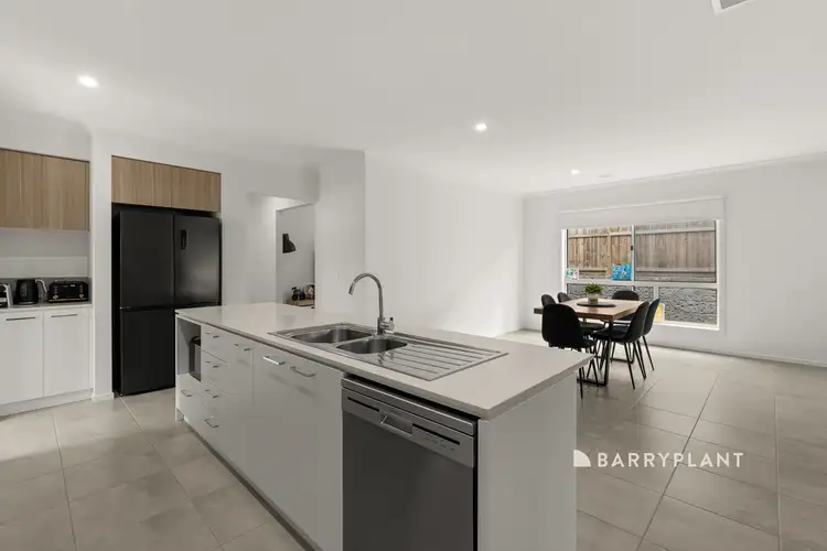 Second view of Homely house listing, 7 Royston Avenue, Warragul VIC 3820