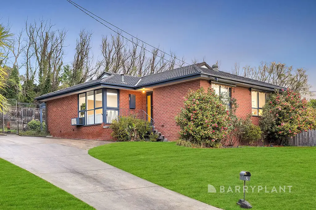 Main view of Homely house listing, 5 David Close, Kilsyth VIC 3137