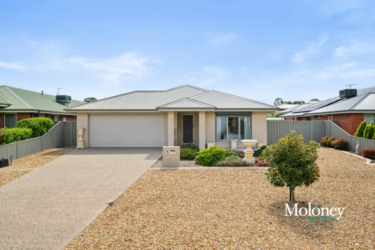 175 Golf Club Drive, Howlong NSW 2643