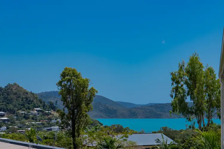 49/3 Deloraine Close