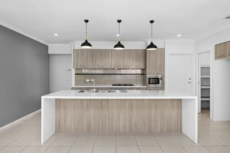 Fifth view of Homely house listing, 6 Silvan Street, Wallan VIC 3756