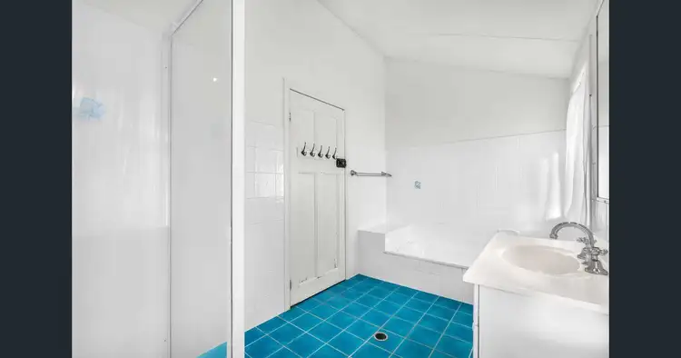 Fifth view of Homely house listing, 29 Pine Street, Wynnum QLD 4178