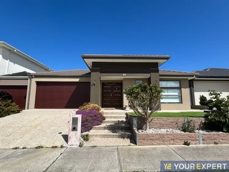 47 Newgrange Boulevard, Clyde North VIC 3978
