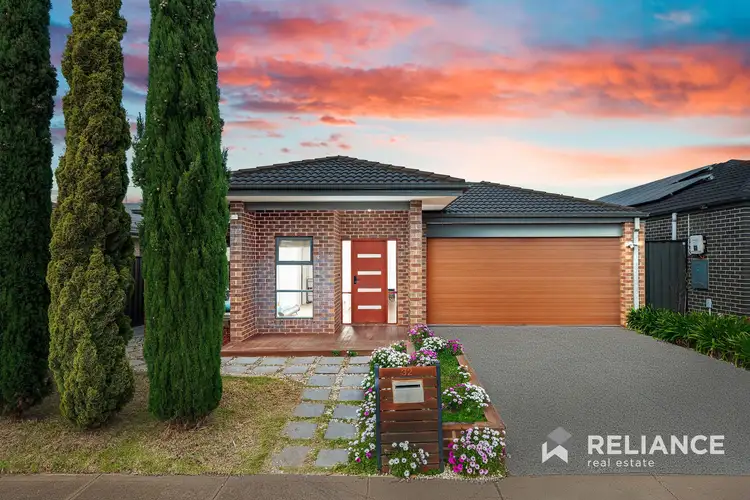 32 Snowsill Circuit, Point Cook VIC 3030