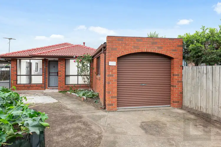 2/29 Kiparra Close, St Albans VIC 3021