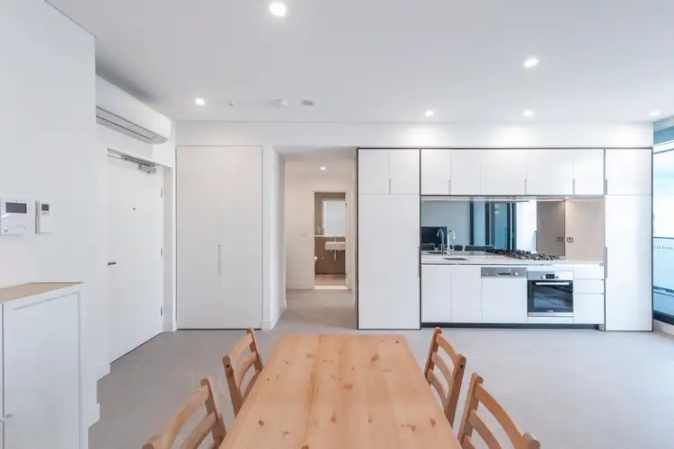 F927/1 Broughton Street