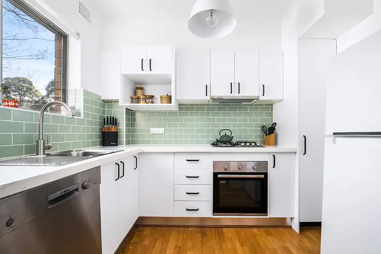 4/6 Holborn Avenue, Dee Why NSW 2099