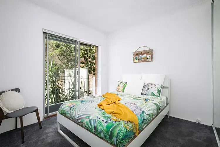 Fifth view of Homely apartment listing, 4/6 Holborn Avenue, Dee Why NSW 2099