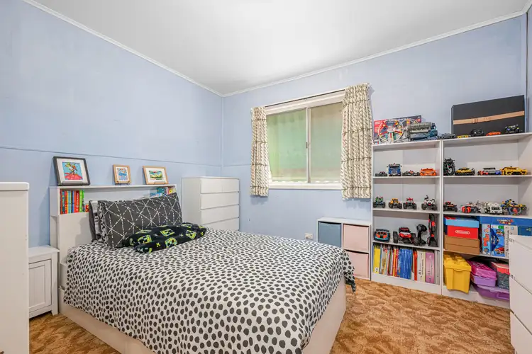 Sixth view of Homely house listing, 1 Ovens Avenue, Red Cliffs VIC 3496